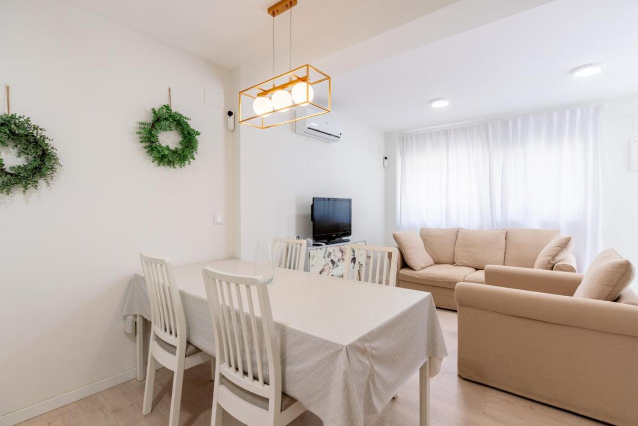 Apartamento Whitey Aparment In Triana Sevilla Exterior foto