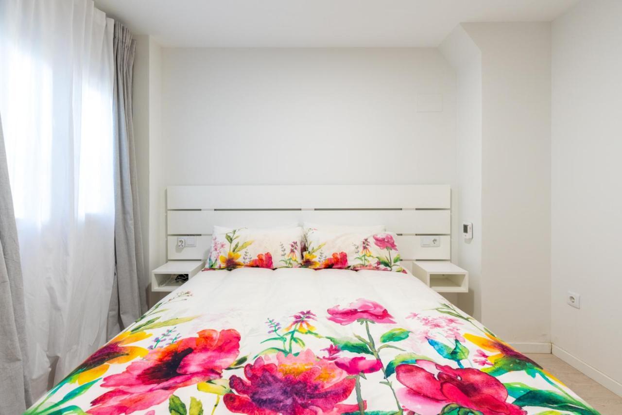 Apartamento Whitey Aparment In Triana Sevilla Exterior foto